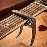Las Mejores Cejillas de Guitarra Personalizadas: Análisis y Comparativa para Elevar tu Sonido